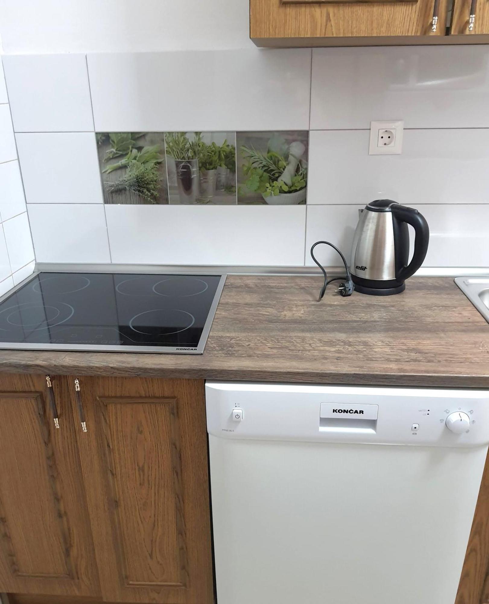 Apartments Crikvenica Megan 1 Rom bilde